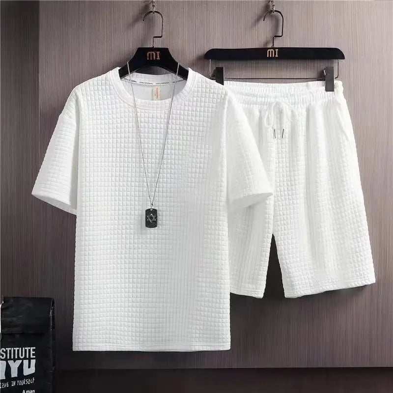Men's Casual Outfit: Tee & Shorts Set